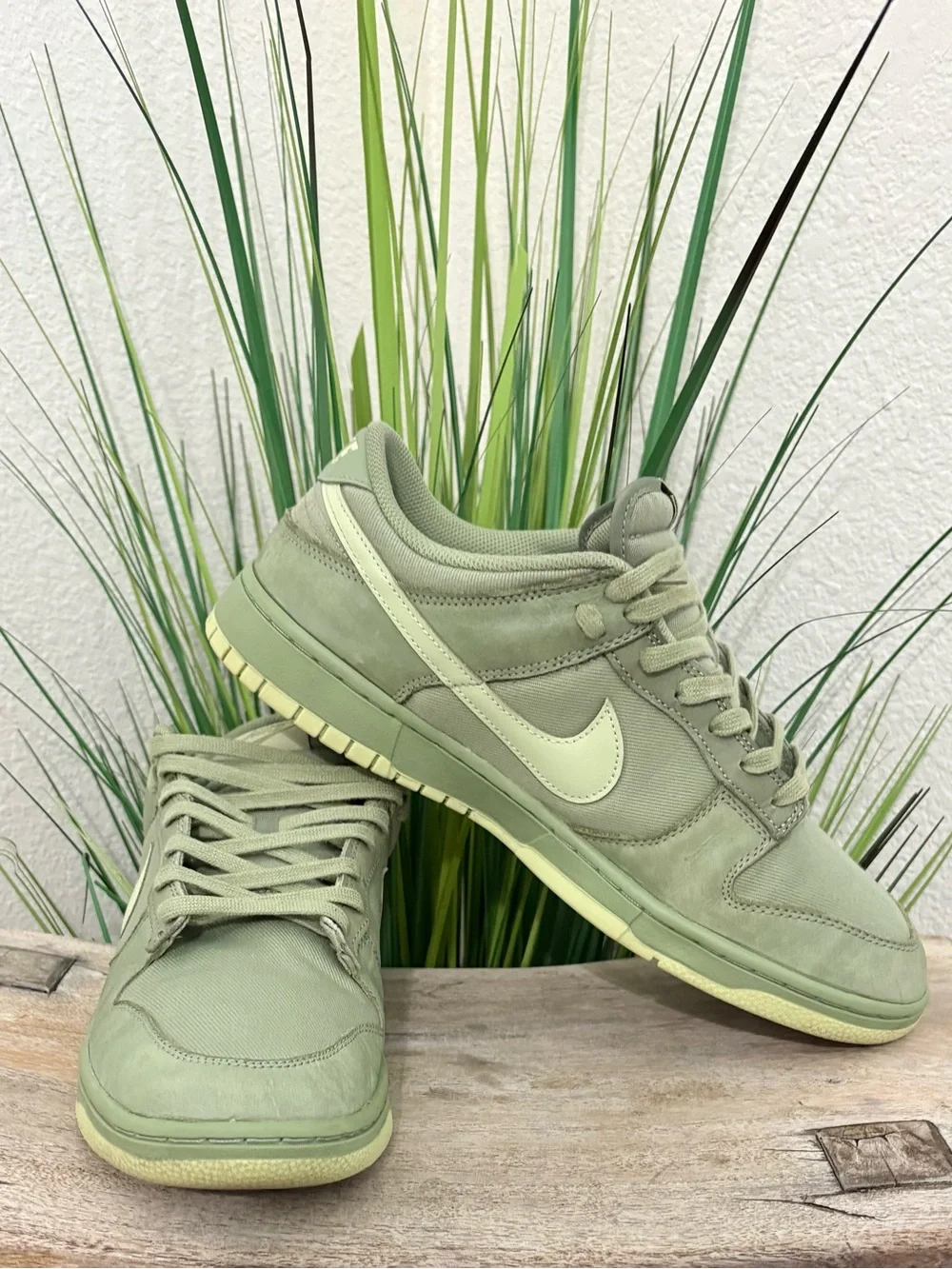 Nike Dunk Low Retro Premium Oil Green